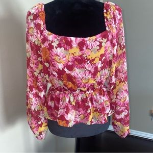 Wayf Cropped Top Longsleeve Floral Blouse Elastic Waist Size M square smockneck